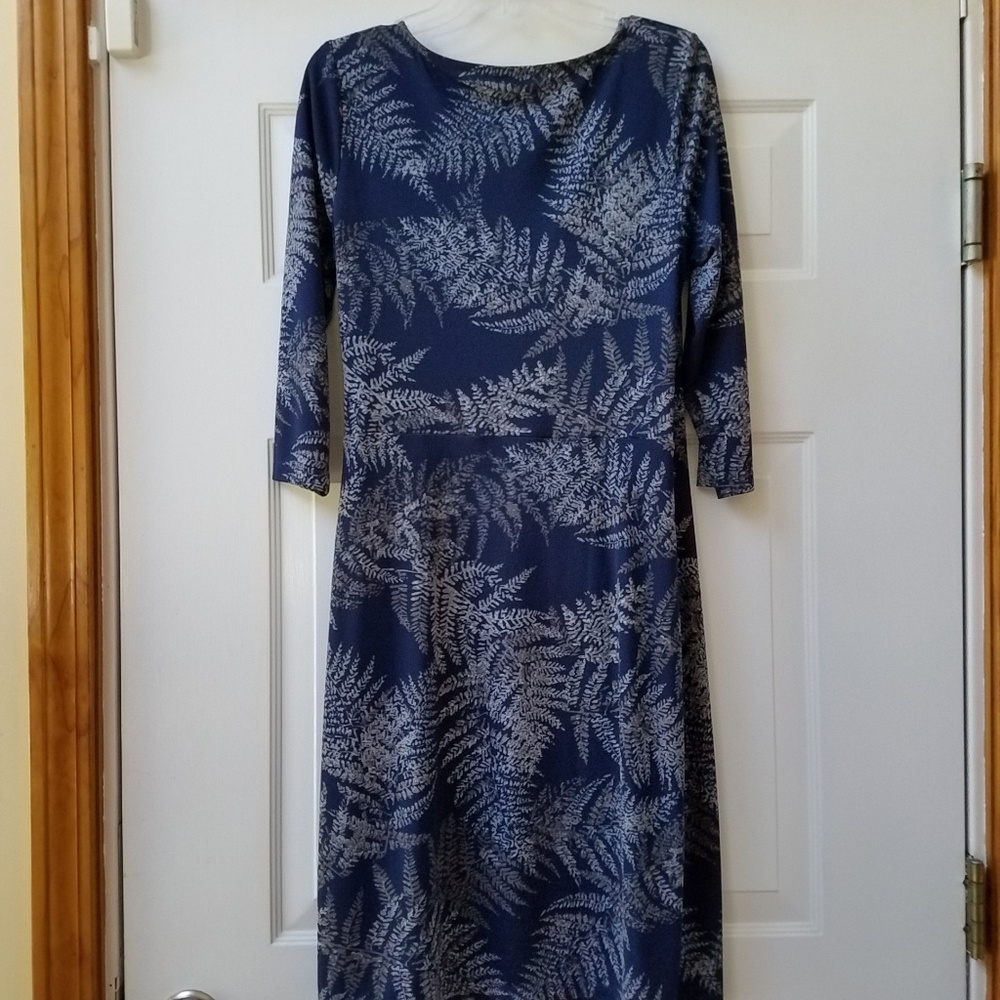 Talbots Ladies Size M Petite 3/4 sleeve dress. - Picture 1 of 4